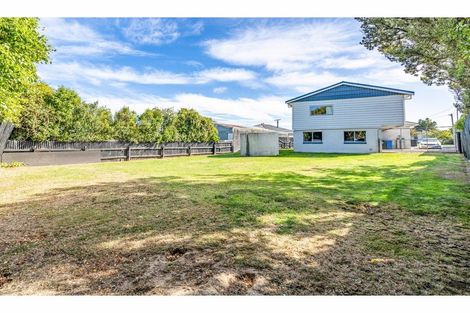 Photo of property in 10 Robert Street, Otatara, Invercargill, 9879