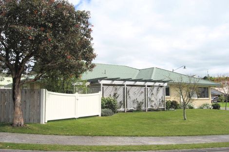 Photo of property in 2 Ashmore Court, Bethlehem, Tauranga, 3110