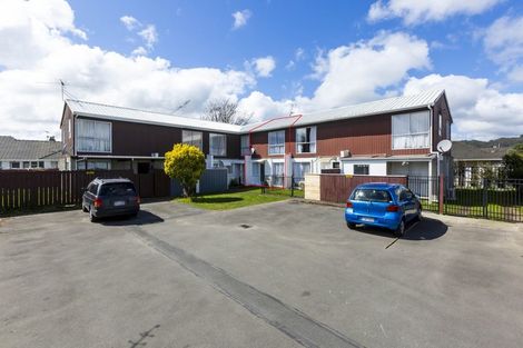 Photo of property in 9 Camp Street, Silverstream, Upper Hutt, 5019