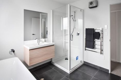 Photo of property in 39 Lakeland Avenue, Twizel, 7901