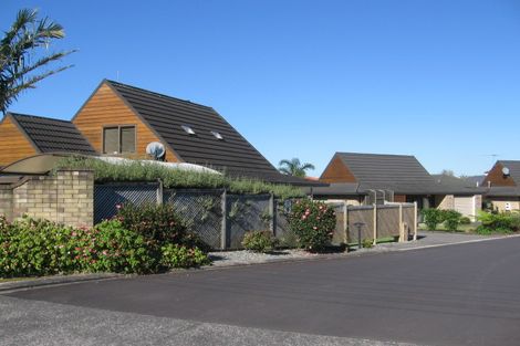 Photo of property in 2/18 Williams Road, Hobsonville, Auckland, 0618