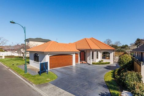 Photo of property in 2 Heritage Place, Terrace End, Palmerston North, 4410