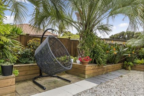 Photo of property in 1 The Ritz, Orewa, 0931