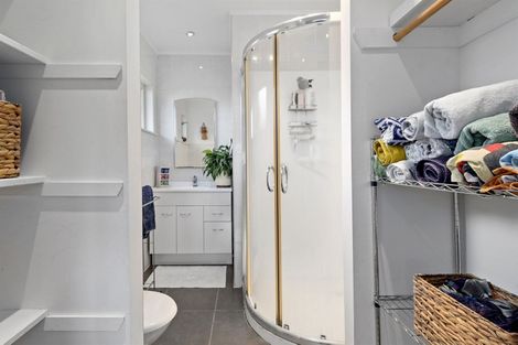 Photo of property in 176 Otumoetai Road, Brookfield, Tauranga, 3110