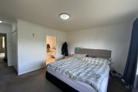 Photo of property in 16 Duncan Street, Tawa, Wellington, 5028