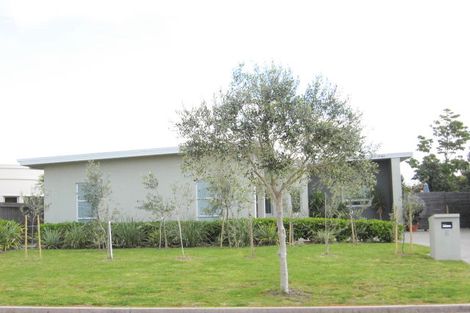 Photo of property in 6 Saint Clair Place, Papamoa Beach, Papamoa, 3118