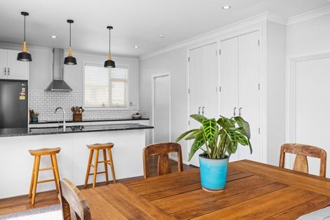 Photo of property in 912 Clive Street, Akina, Hastings, 4122