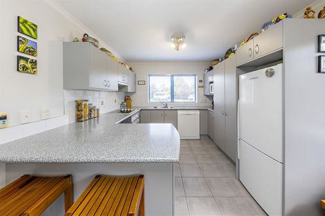 Photo of property in 126 Dominion Road, Papakura, 2110