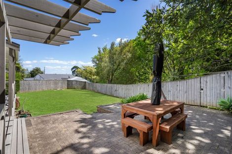 Photo of property in 16 Janome Place, Bucklands Beach, Auckland, 2014
