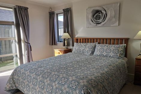 Photo of property in 5 Kowi Lakes Drive, One Tree Point, 0118