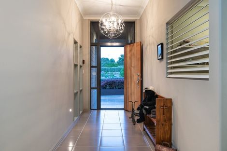 Photo of property in 2 Crater Close, Pyes Pa, Tauranga, 3112