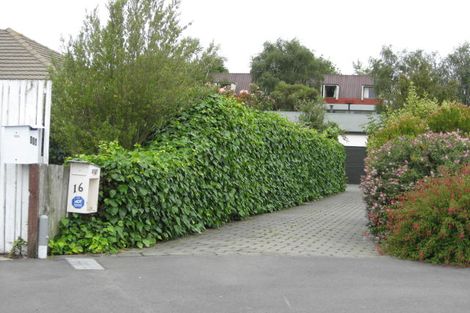 Photo of property in 16 Clonbern Place, Upper Riccarton, Christchurch, 8041