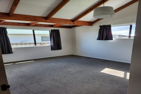 Photo of property in 9 Churchill Terrace, Waiuku, 2123