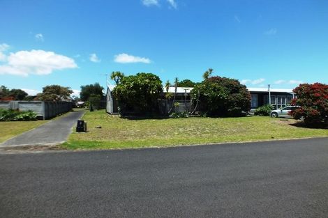 Photo of property in 137 Kowhai Avenue, Matarangi, Whitianga, 3592