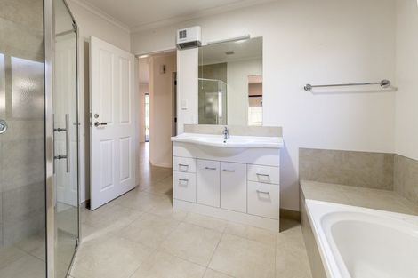 Photo of property in 91a Queen Street West, Levin, 5510