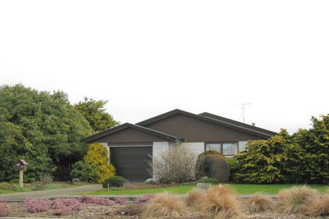 Photo of property in 746 Queens Drive, Waikiwi, Invercargill, 9810