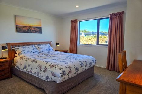 Photo of property in 1 Manning Place, Lake Tekapo, 7999