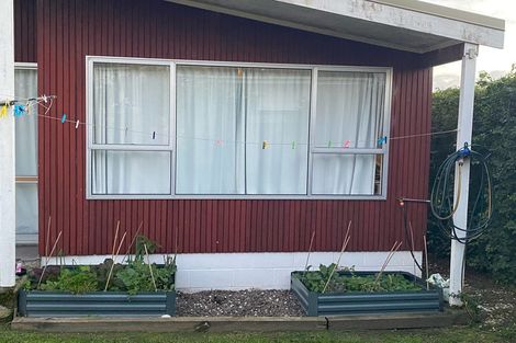 Photo of property in 2/5 Camden Road, Sandringham, Auckland, 1025