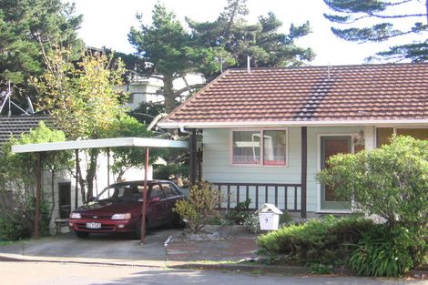 Photo of property in 9 Cyril Way, Paparangi, Wellington, 6037