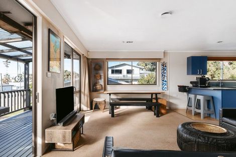 Photo of property in 210 Pohutukawa Avenue, Ohope, 3121