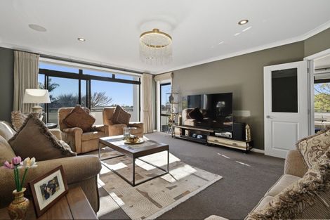 Photo of property in 2 Parnwell Place, Ohauiti, Tauranga, 3112