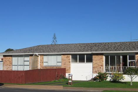 Photo of property in 1/26 Moana Avenue, Orewa, 0931