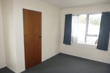 Photo of property in 4d Flock Grove, Fairfield, Lower Hutt, 5011