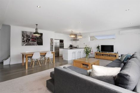 Photo of property in 1c Eversleigh Road, Belmont, Auckland, 0622