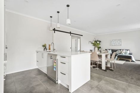 Photo of property in 6 Dulverton Rise, Flagstaff, Hamilton, 3210