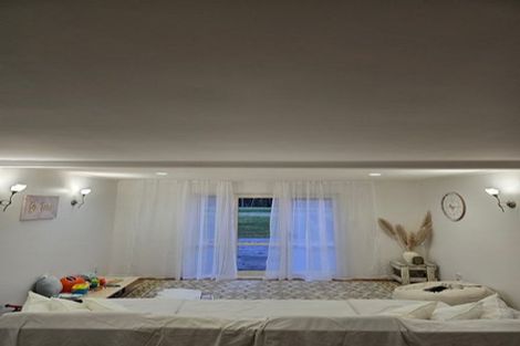 Photo of property in 17 Collingwood Road, Waiuku, 2123