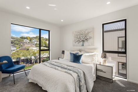 Photo of property in 2/1 Montana Avenue, Murrays Bay, Auckland, 0630