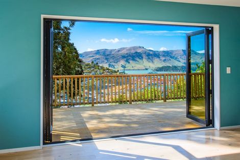 Photo of property in 2 Ticehurst Terrace, Lyttelton, 8082