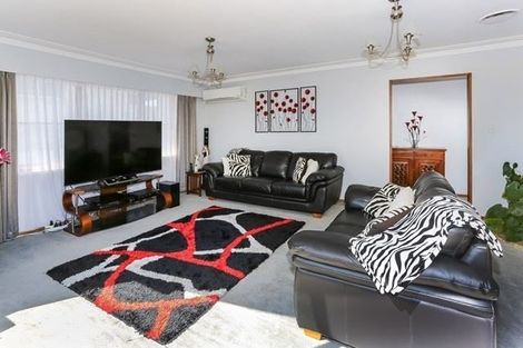 Photo of property in 22 Tatariki Street, Rosehill, Papakura, 2113