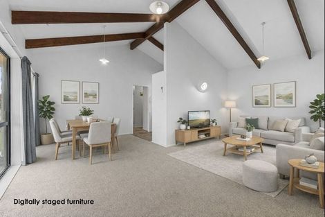 Photo of property in 4 Mayfair Place, Westown, New Plymouth, 4310