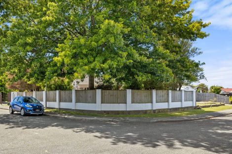 Photo of property in 2 Magenta Place, Broomfield, Christchurch, 8042