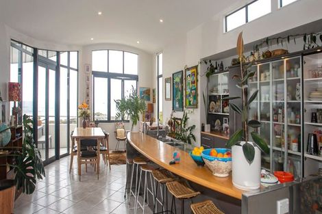 Photo of property in 1/203 Marine Parade, Mount Maunganui, 3116