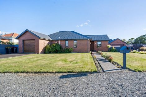 Photo of property in 12 Essex Street, Winton, 9720