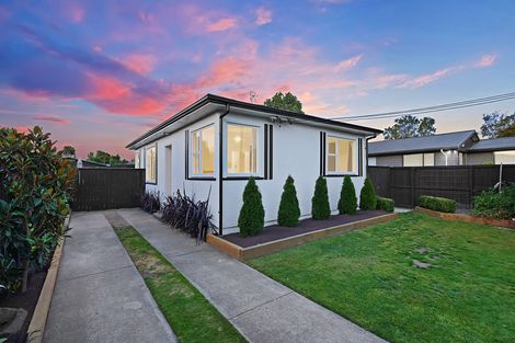 Photo of property in 1/103 Prestons Road, Redwood, Christchurch, 8051