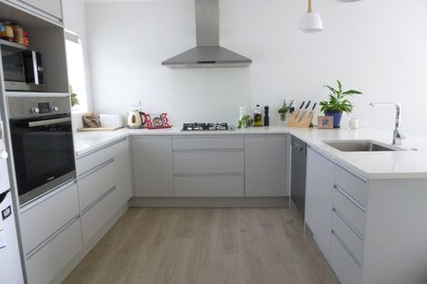 Photo of property in 1 Springside Court, Huntington, Hamilton, 3210