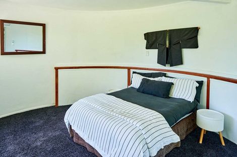 Photo of property in 30 Ferry Road, Days Bay, Lower Hutt, 5013