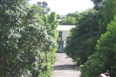 Photo of property in 15 Atkinson Road, Titirangi, Auckland, 0604