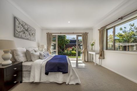 Photo of property in 15 Solway Avenue, Ilam, Christchurch, 8041