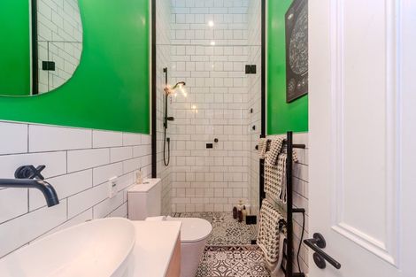 Photo of property in 23 Palm Grove, Berhampore, Wellington, 6023