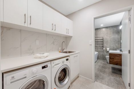 Photo of property in 159 Clovelly Road, Bucklands Beach, Auckland, 2012