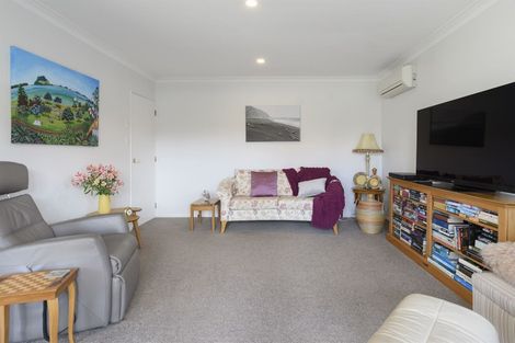 Photo of property in 1/20 Fifth Avenue, Tauranga, 3110