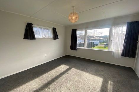 Photo of property in 36 Hinau Grove, Wainuiomata, Lower Hutt, 5014