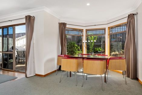 Photo of property in 52 Corinth Grove, Papamoa Beach, Papamoa, 3118