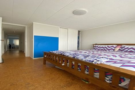 Photo of property in 2/23 Mataura Place, Clover Park, Auckland, 2019