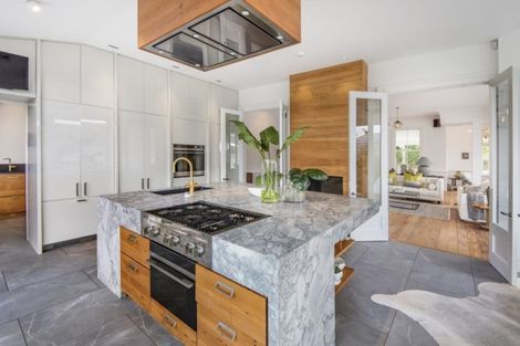 Photo of property in 8 St Aubyn Street, Devonport, Auckland, 0624