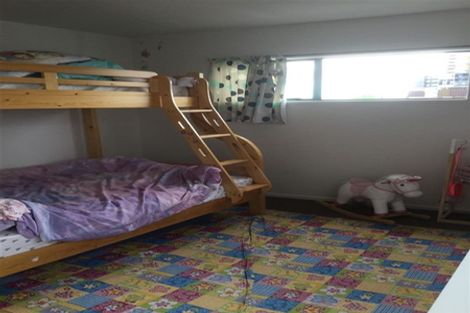 Photo of property in 1/1 Briar Way, New Lynn, Auckland, 0600